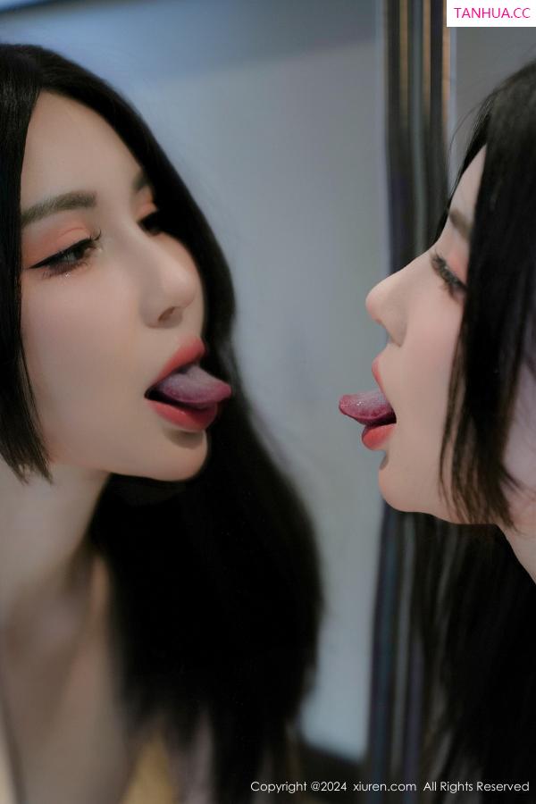 薛曼柔  [XiuRen]高清写真图 2024.08.05 No.8967 曼柔 丝袜美腿第77张图片